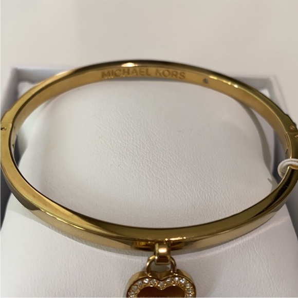 NWT Michael Kors Gold MK Heart Logo Bangle Bracelet - Picture 2 of 4